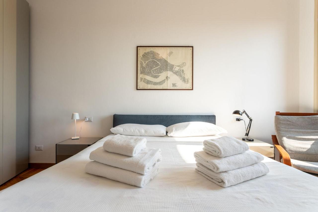 מילאנו Garibaldi Two Bedrooms By Halldis מראה חיצוני תמונה